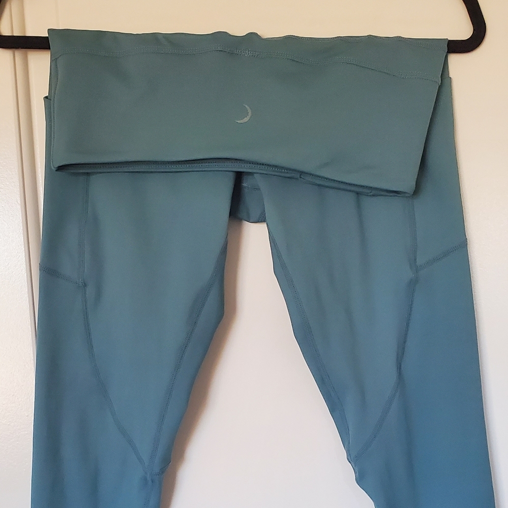 Zyia teal pocket leggings